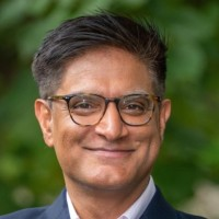 Portrait of Rajiv Ahuja